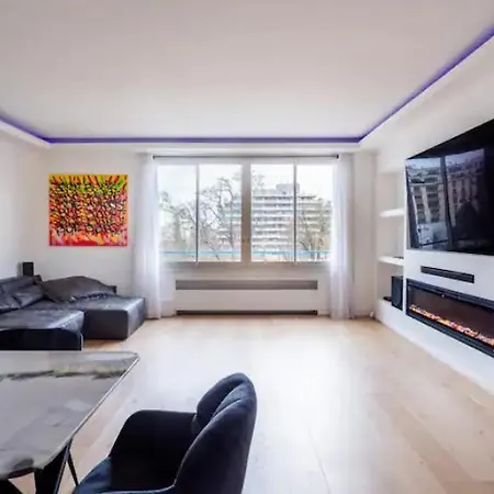 Διαμέρισμα 2 Bedroom Champs Elysee *